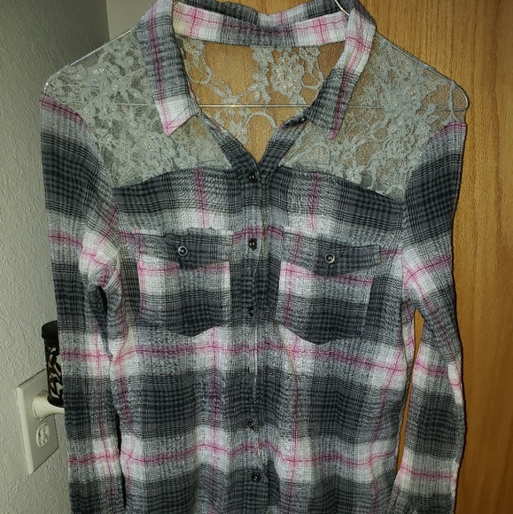 Mudd Tops - Gray flannel with lace Mudd Tops - Gray flannel with lace